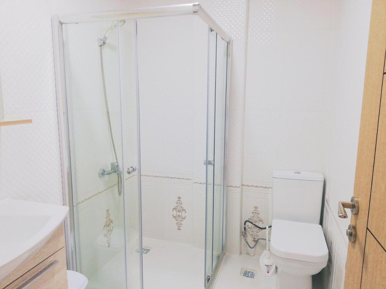 Albatross Kvariati Guest House Ngoại thất bức ảnh